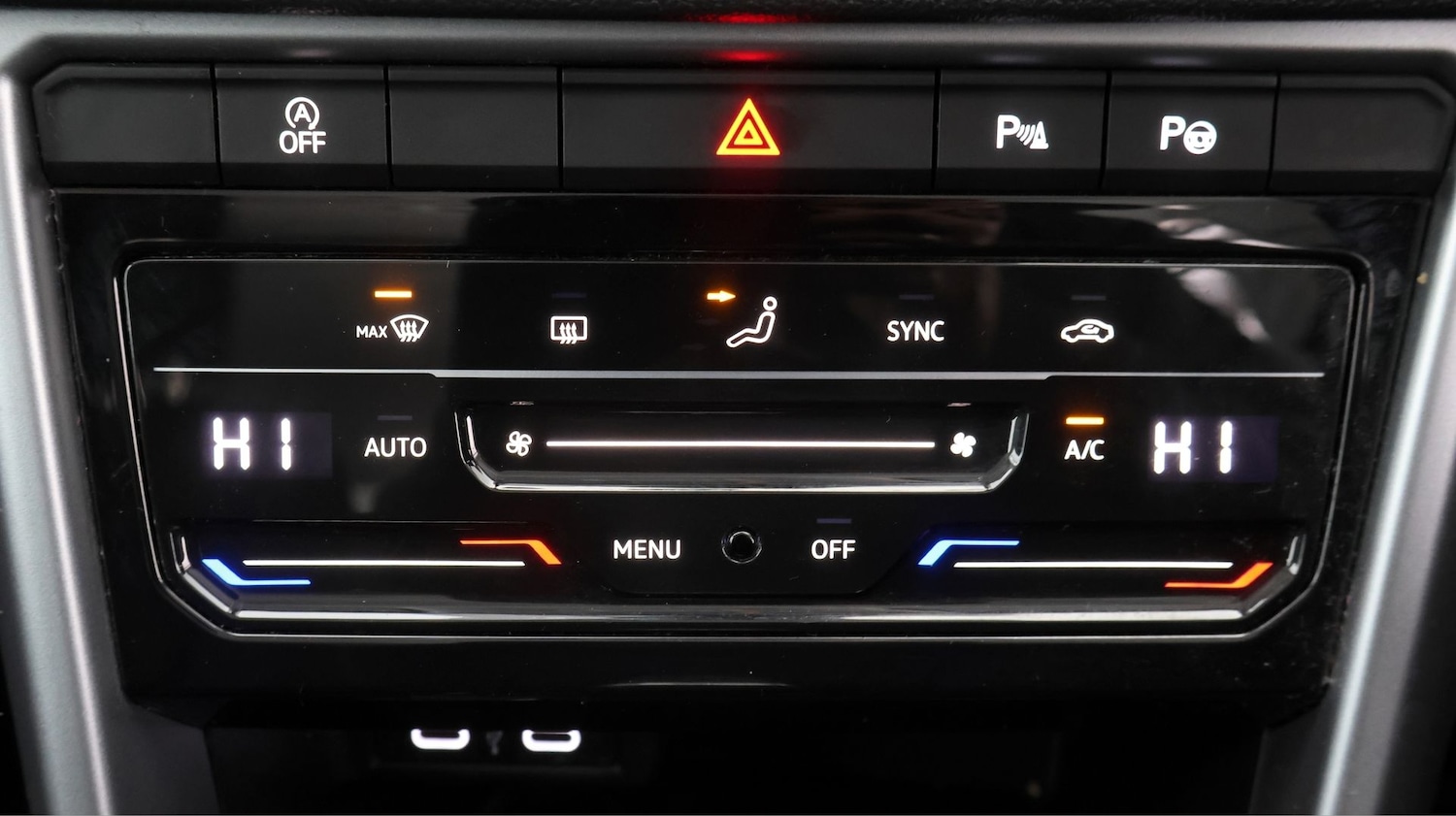 Used Volkswagen T-Roc 2022 for sale - 77304067: Photo 11