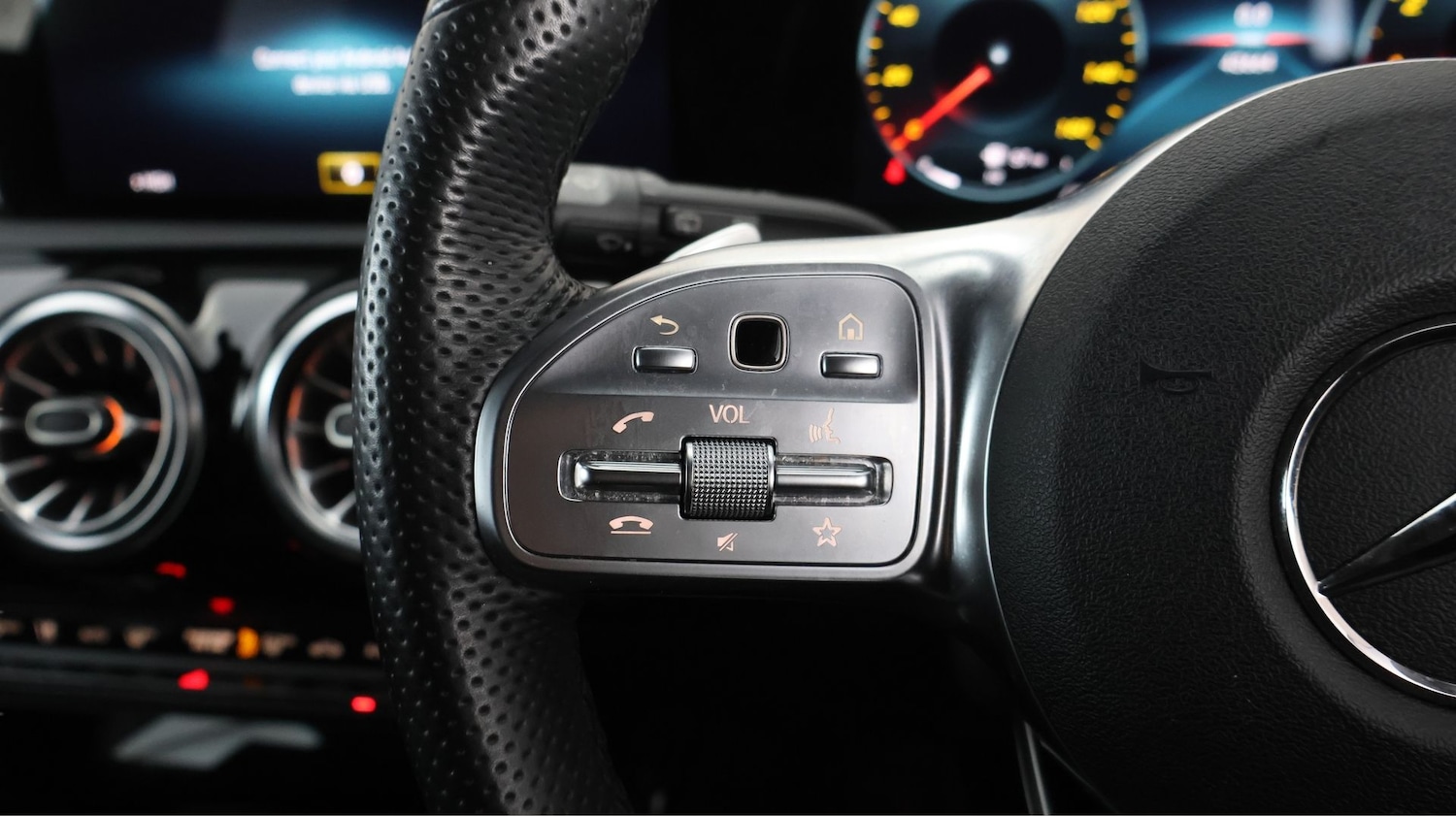 Used Mercedes-Benz CLA 2022 for sale - 77525778: Photo 23