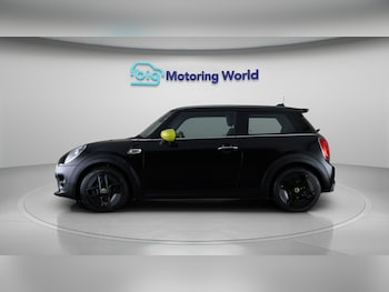Used MINI Electric Hatch 2020 for sale - 77181878: Photo