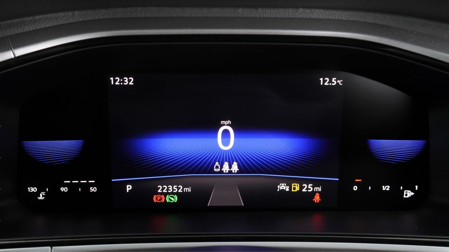 Used Volkswagen T-Roc 2023 for sale - 77898906: Photo 10