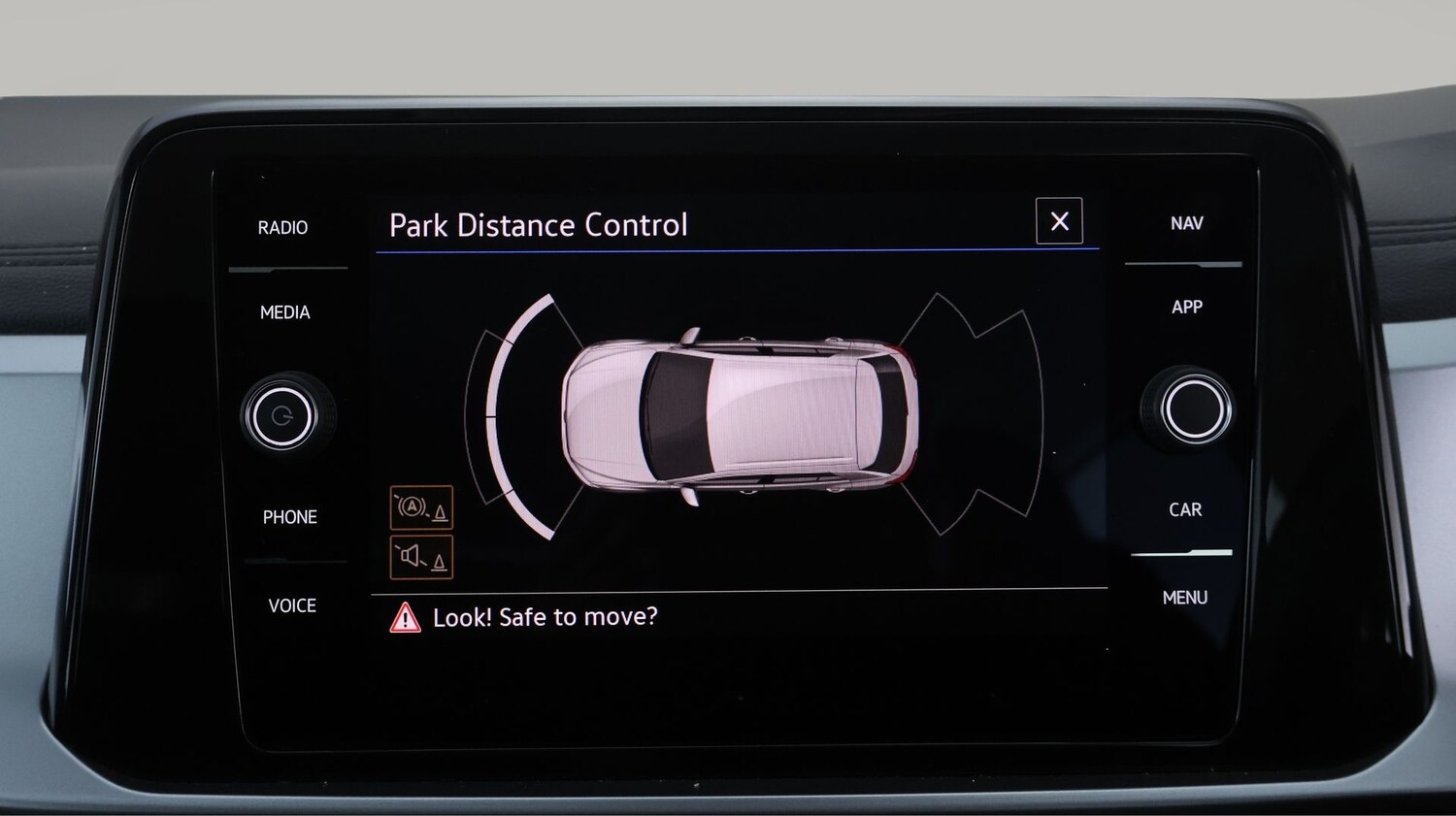 Used Volkswagen T-Roc 2023 for sale - 77898906: Photo 23