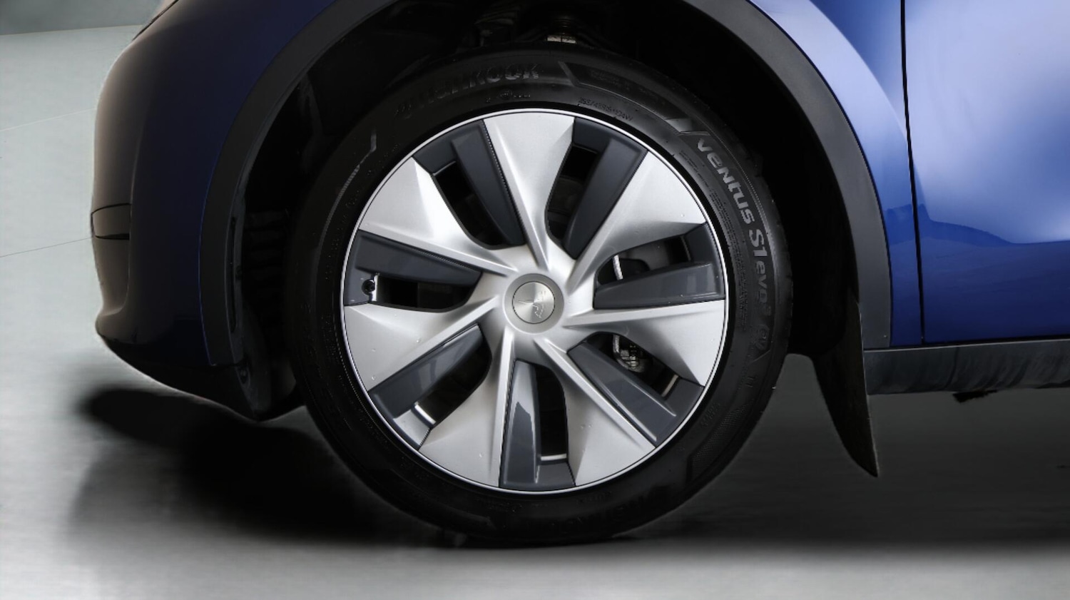 Used Tesla Model Y 2024 for sale - 76714297: Photo 19