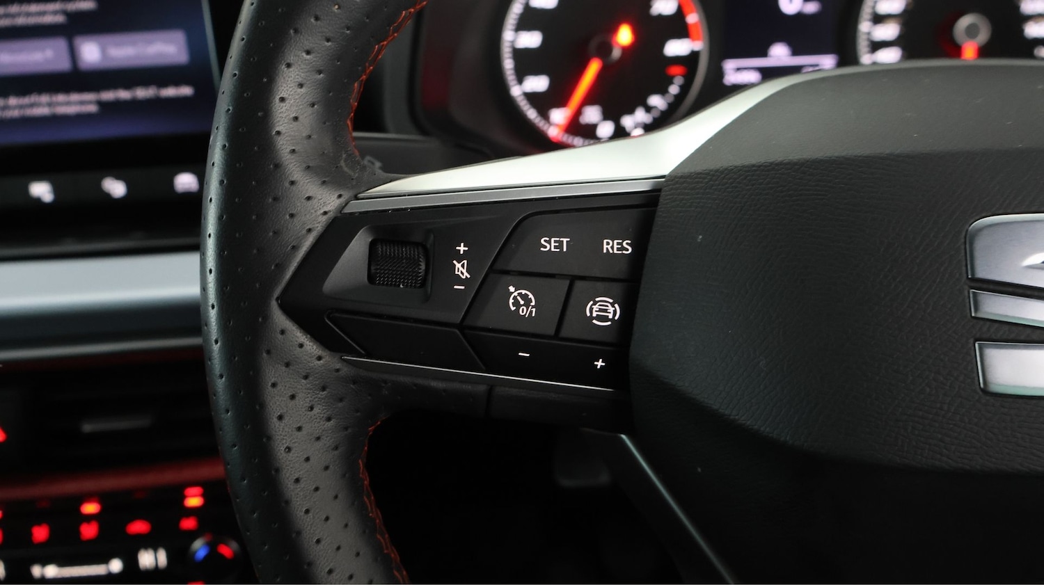 Used SEAT Arona 2023 for sale - 78053713: Photo 19