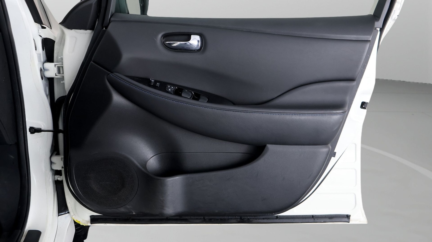 Used Nissan Leaf 2020 for sale - 77947234: Photo 15