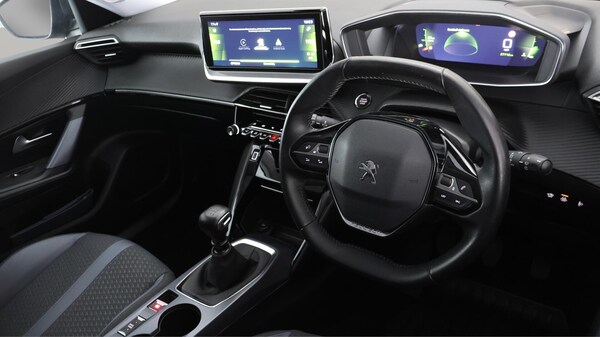 Used Peugeot 2008 2020 for sale - 76284117: Photo 10