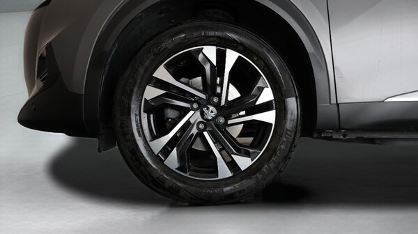 Used Peugeot 2008 2020 for sale - 76284117: Photo 19