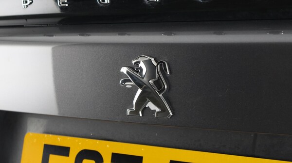 Used Peugeot 2008 2020 for sale - 76284117: Photo 21