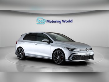 Volkswagen - Golf