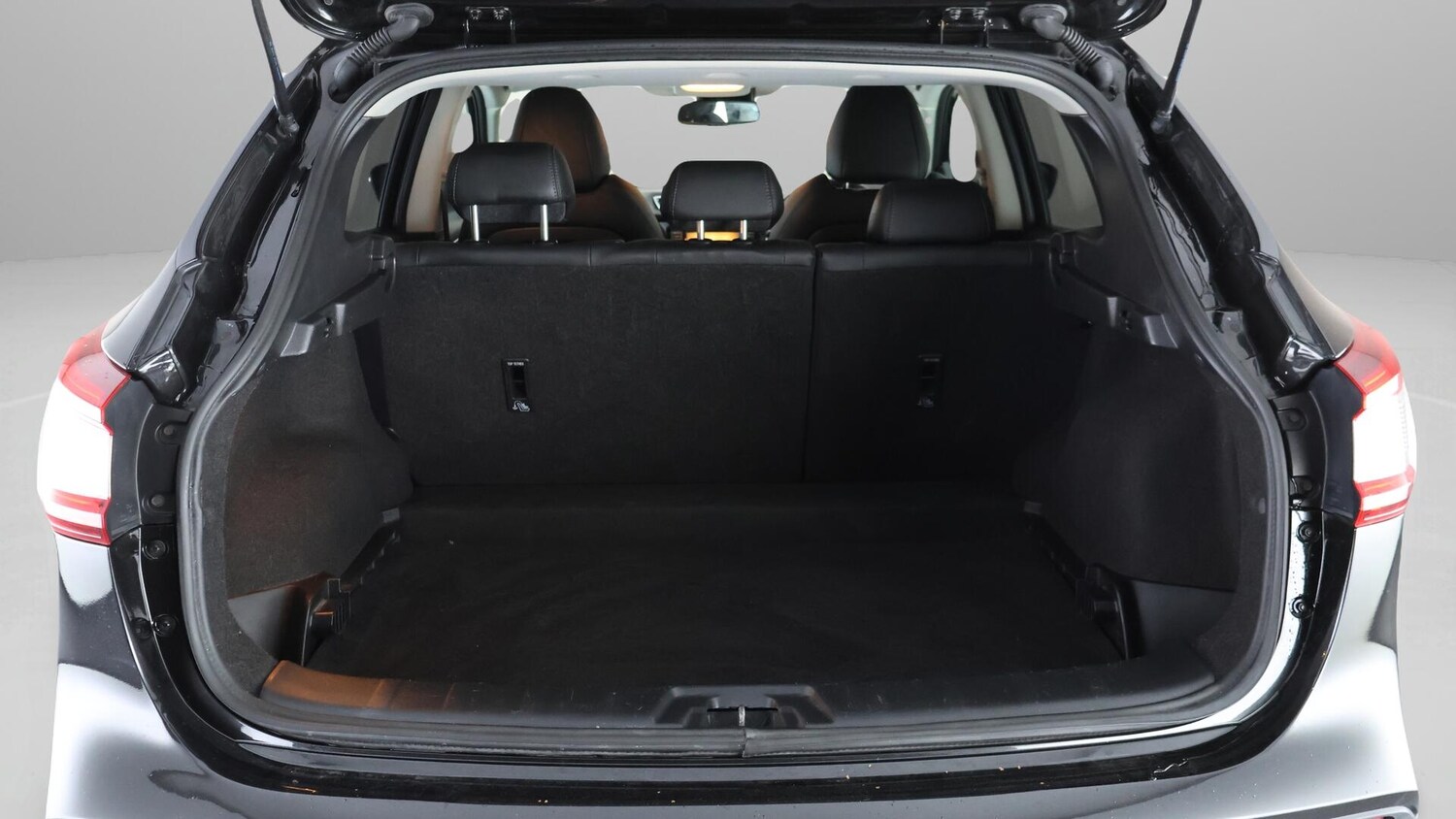 Used Nissan Qashqai 2019 for sale - 76644710: Photo 18