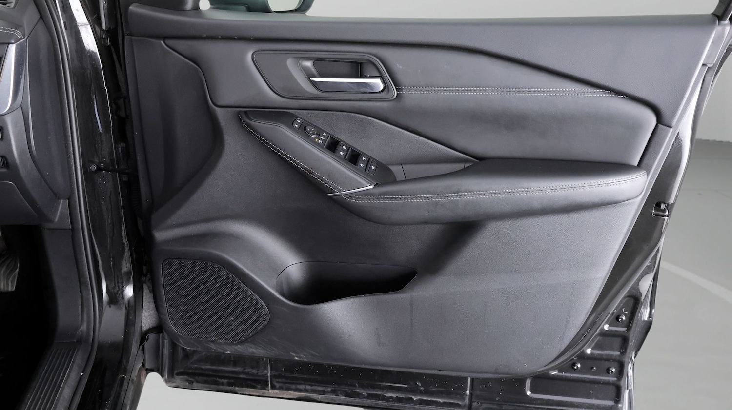 Used Nissan Qashqai for sale - 78098555: Photo 15