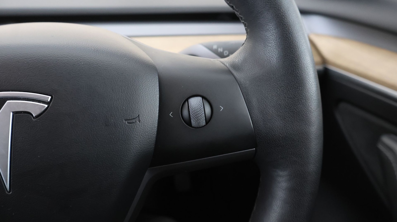 Used Tesla Model 3 2021 for sale - 77298221: Photo 24