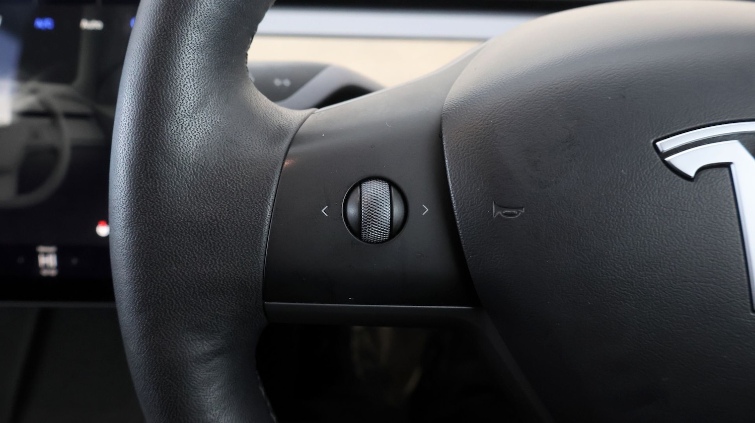 Used Tesla Model 3 2021 for sale - 77298221: Photo 27