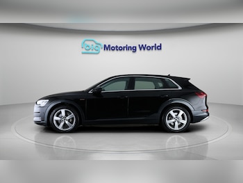 Used Audi e-tron 2021 for sale - 79475088: Photo