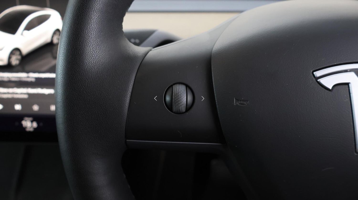 Used Tesla Model Y 2022 for sale - 76247385: Photo 23