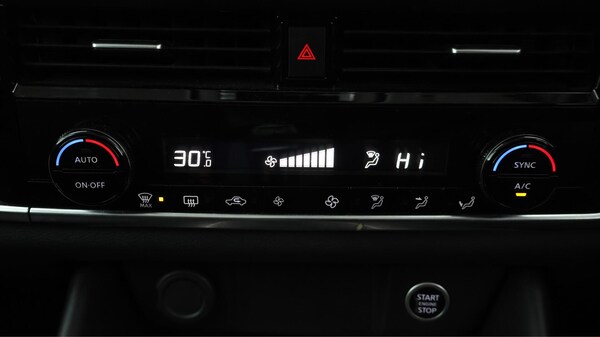 Used Nissan Qashqai 2022 for sale - 76226960: Photo 13