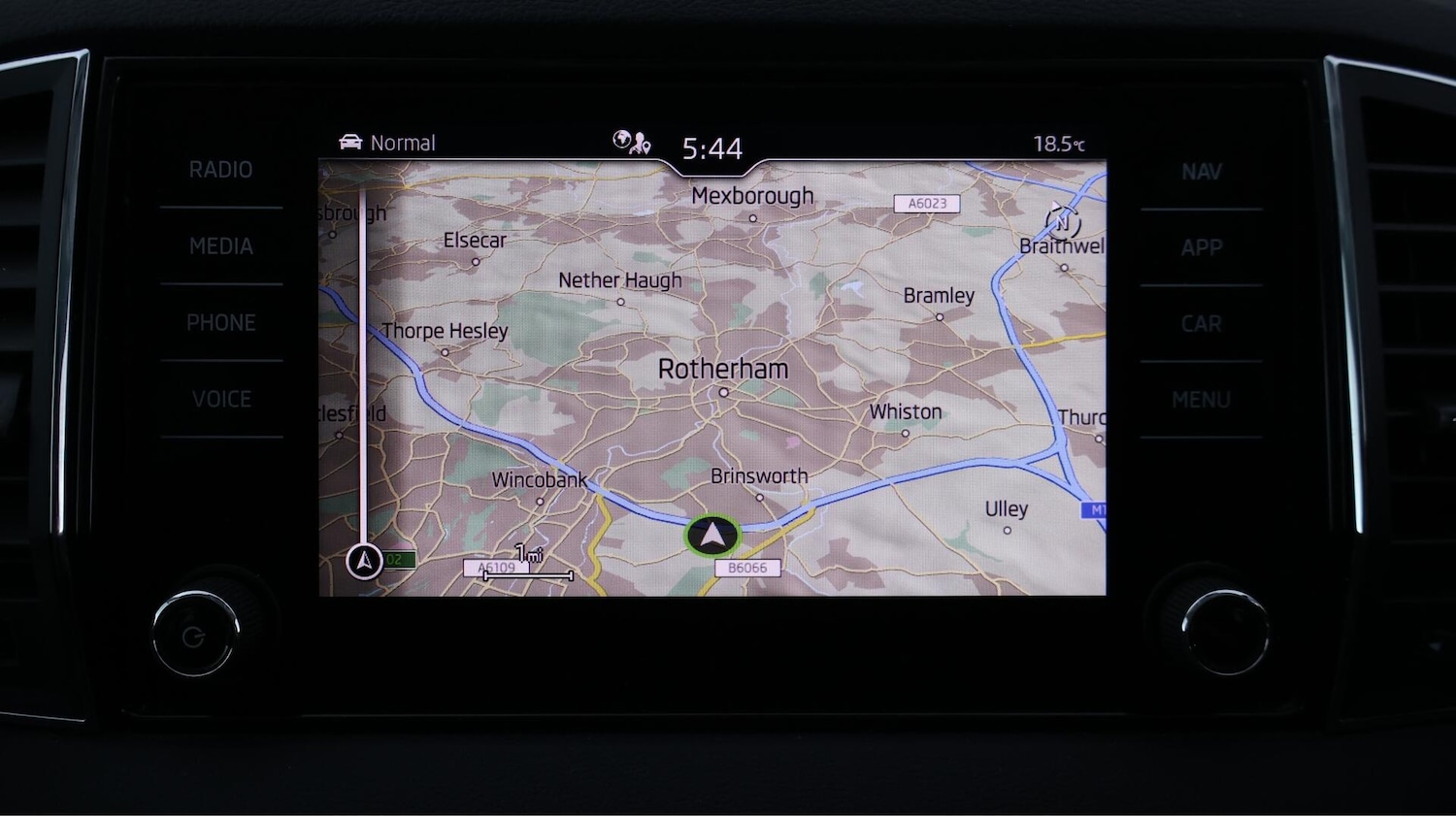 Used Skoda Karoq 2021 for sale - 76108920: Photo 14
