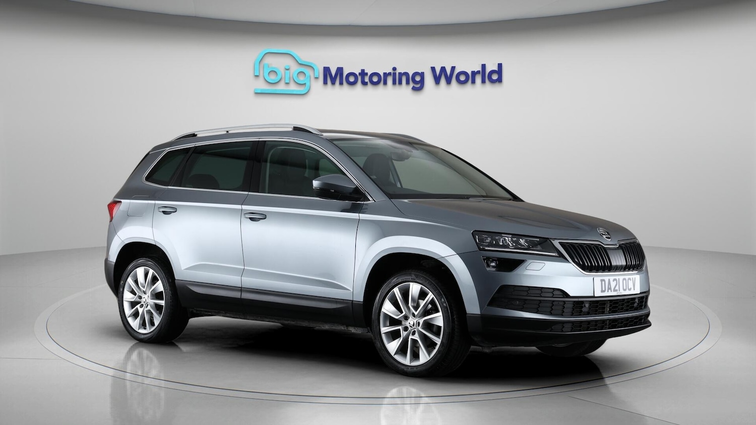 Used Skoda Karoq 2021 for sale - 76108920: Photo 2