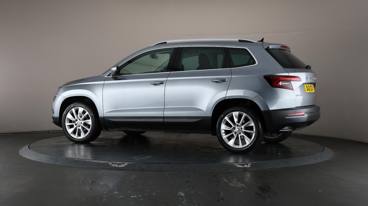 Used Skoda Karoq 2021 for sale - 76108920: Photo 75