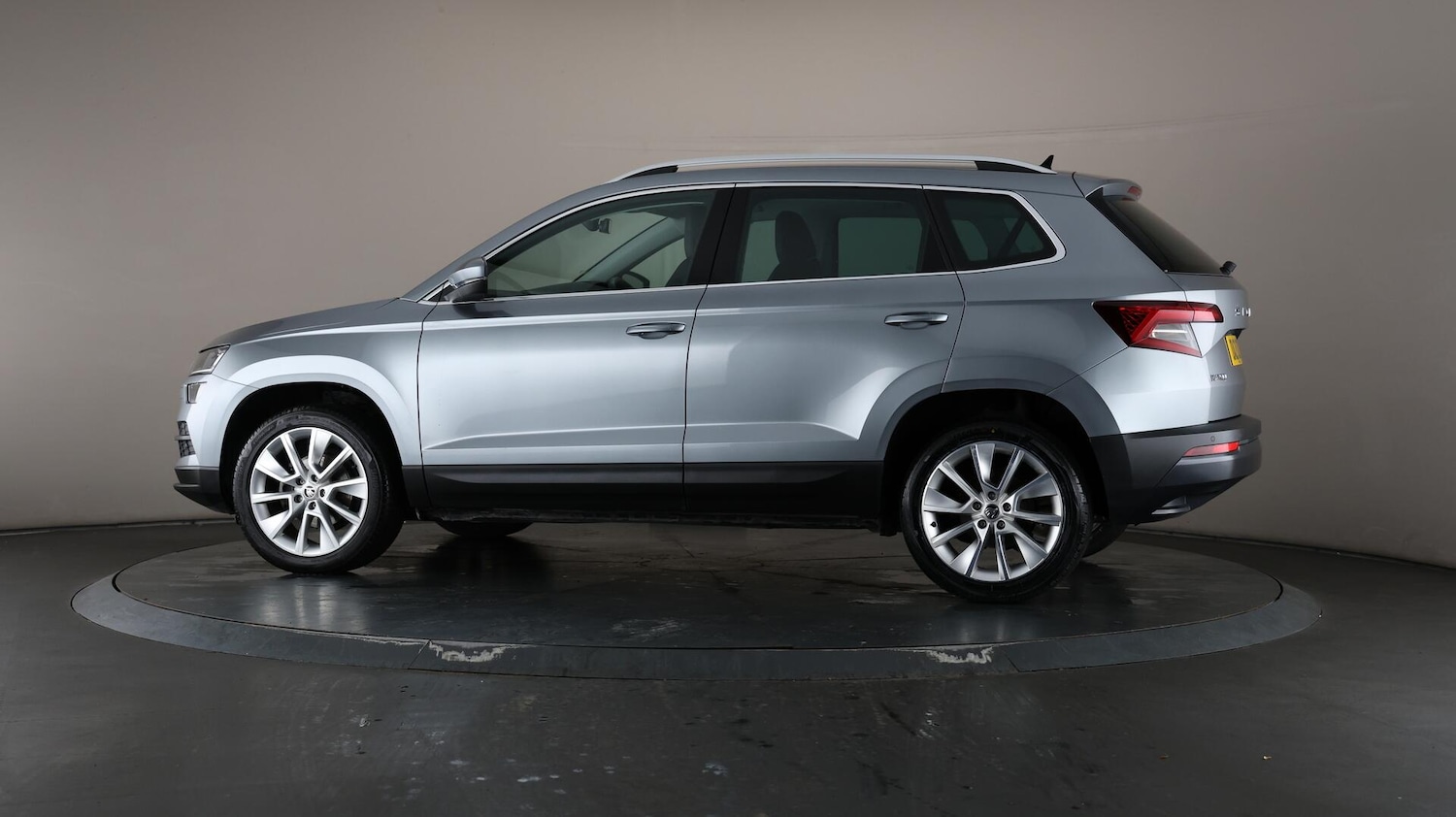 Used Skoda Karoq 2021 for sale - 76108920: Photo 76