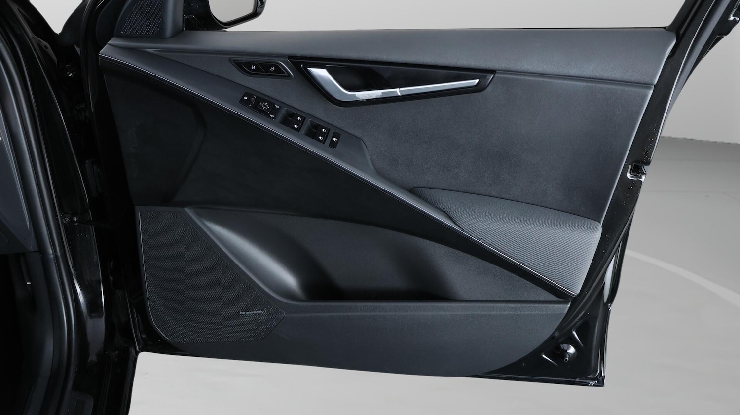 Used Kia Niro 2023 for sale - 76432415: Photo 15