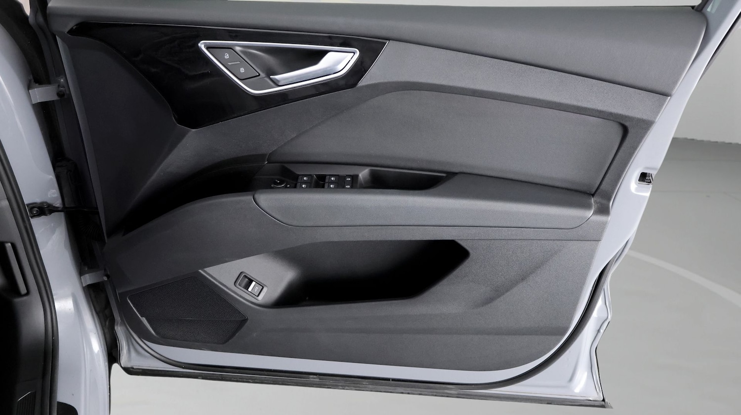 Used Audi Q4 e-tron 2023 for sale - 77182110: Photo 15