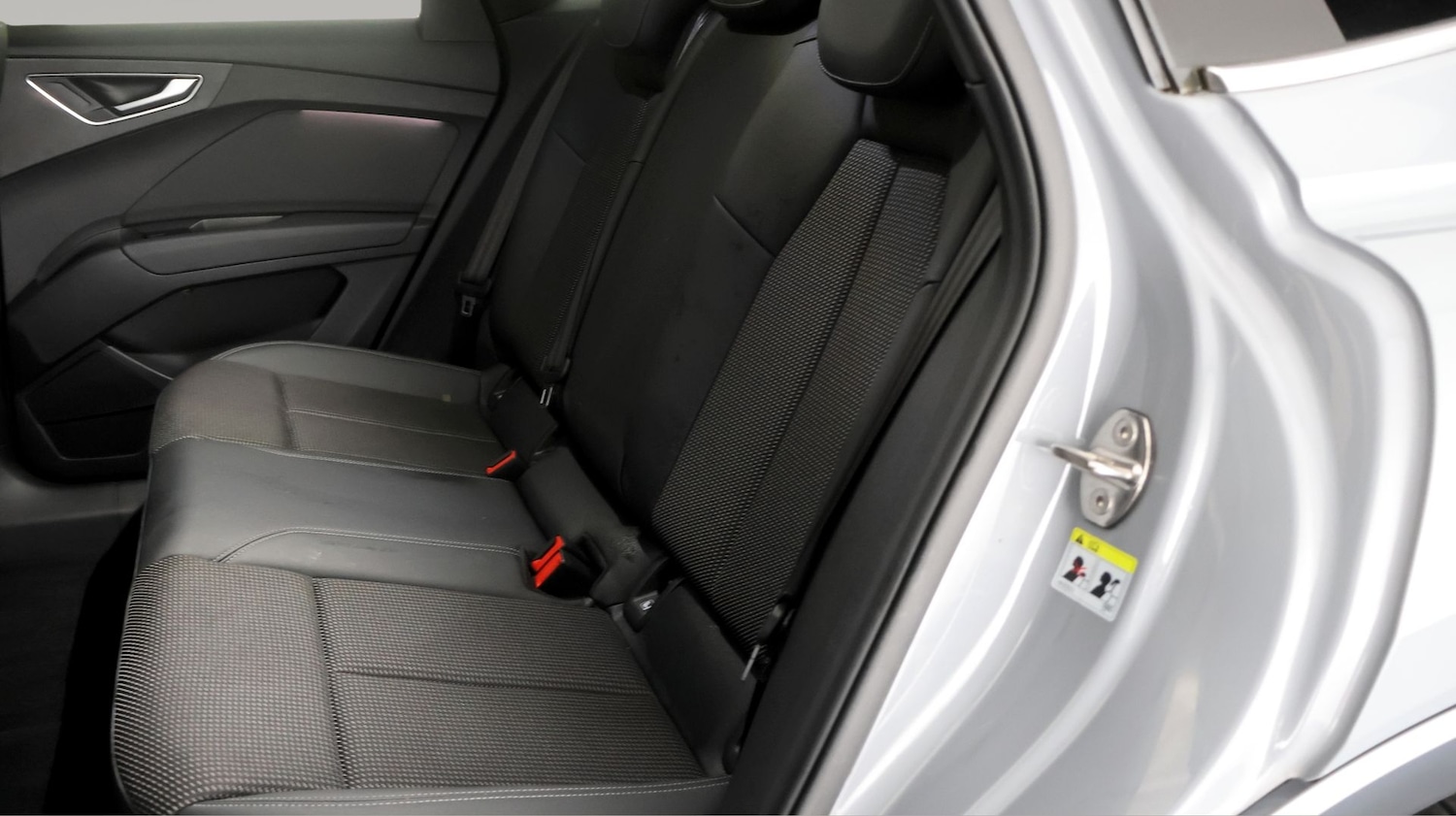 Used Audi Q4 e-tron 2023 for sale - 77182110: Photo 16