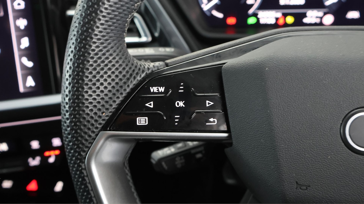 Used Audi Q4 e-tron 2023 for sale - 77182110: Photo 22