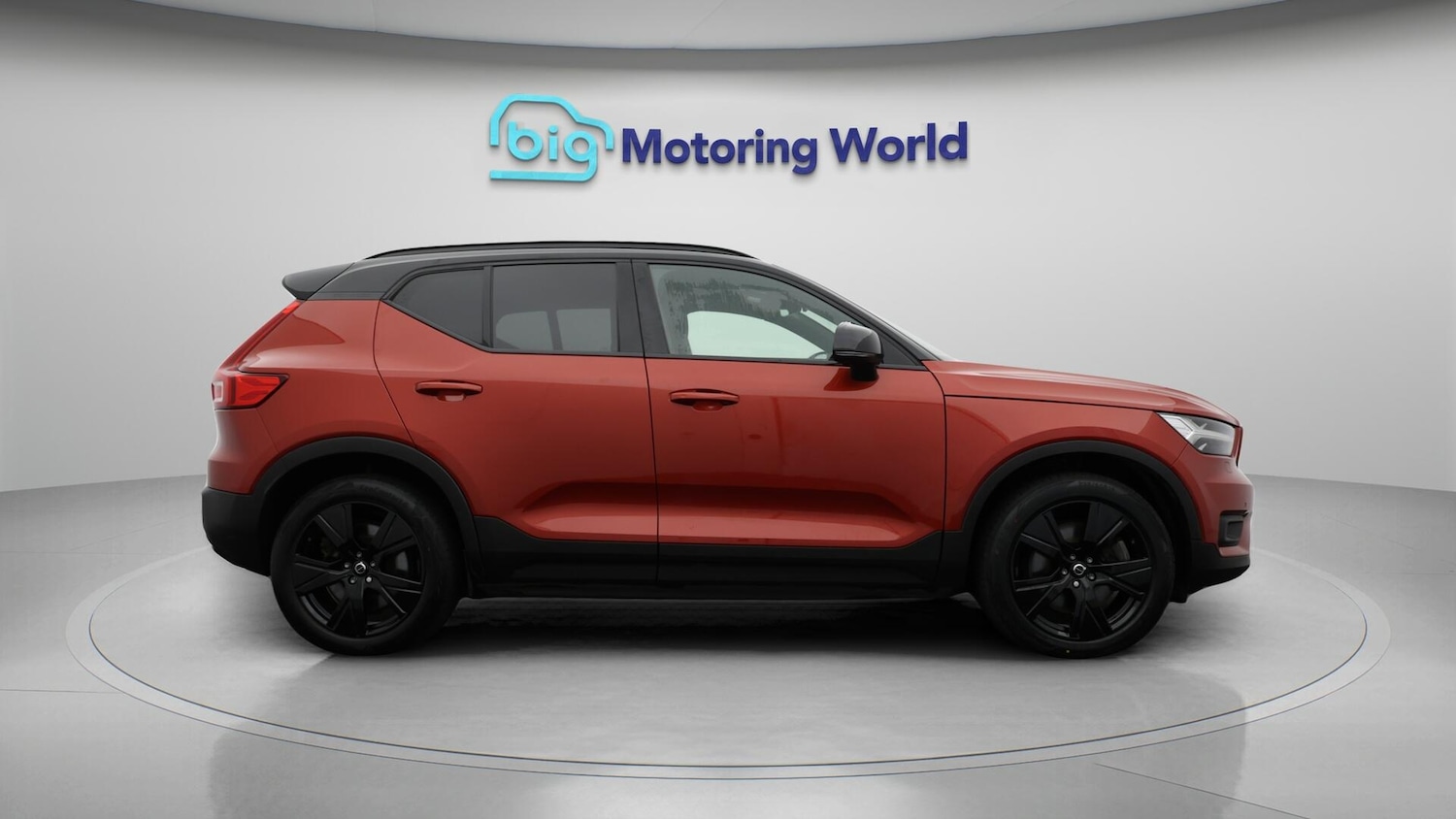 Used Volvo XC40 for sale - 76728990: Photo 9