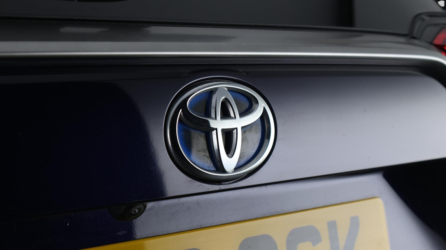 Used Toyota RAV4 2022 for sale - 76671199: Photo 20