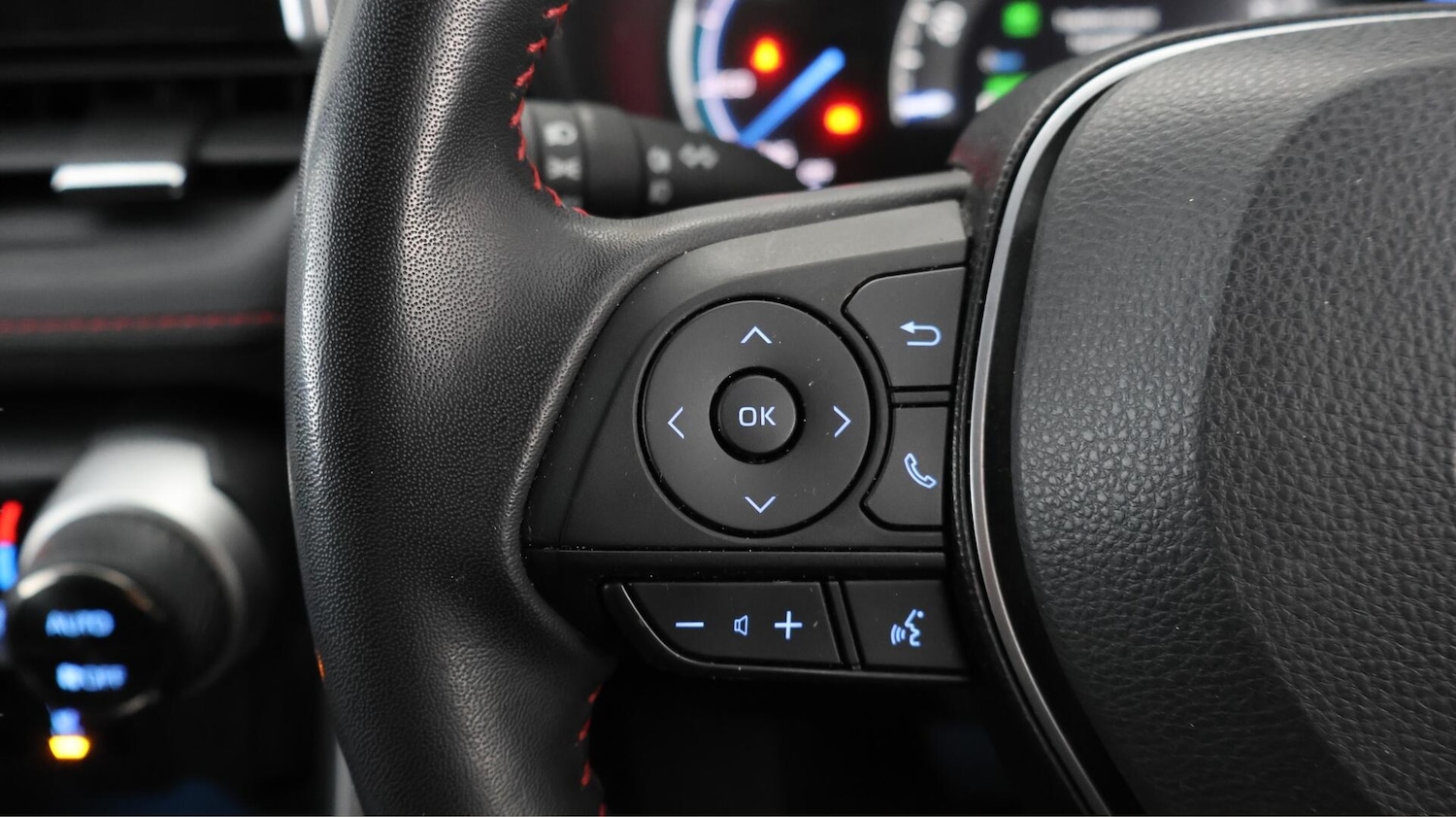 Used Toyota RAV4 2022 for sale - 76671199: Photo 23