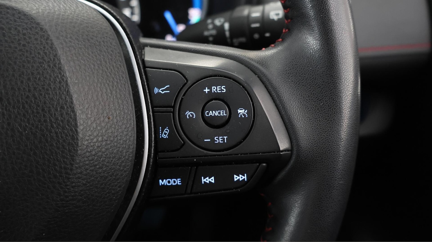 Used Toyota RAV4 2022 for sale - 76671199: Photo 24