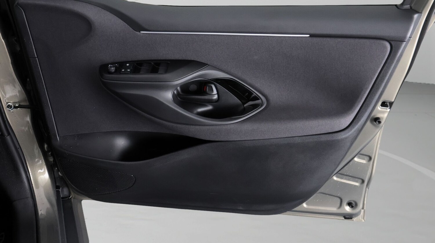 Used Toyota Yaris 2024 for sale - 77498155: Photo 15