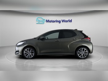 Used Toyota Yaris 2024 for sale - 77498155: Photo