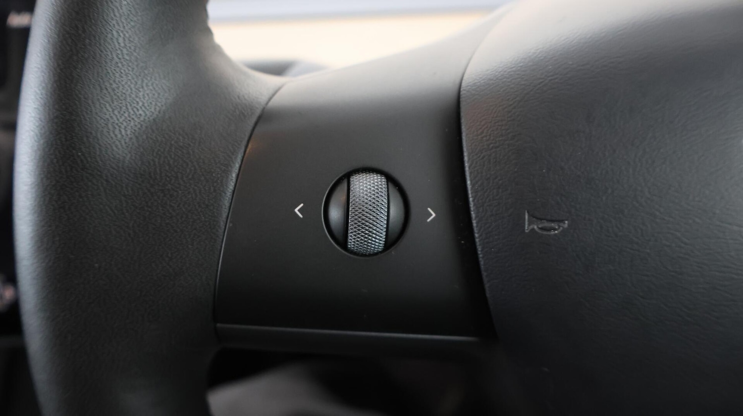 Used Tesla Model 3 2021 for sale - 76592202: Photo 24