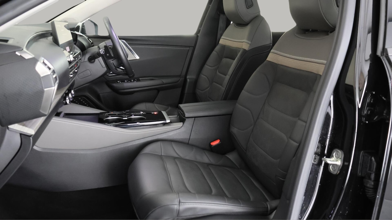 Used Citroen C5 X 2022 for sale - 76349803: Photo 15
