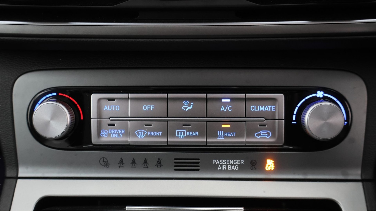 Used Hyundai KONA 2023 for sale - 77428321: Photo 12