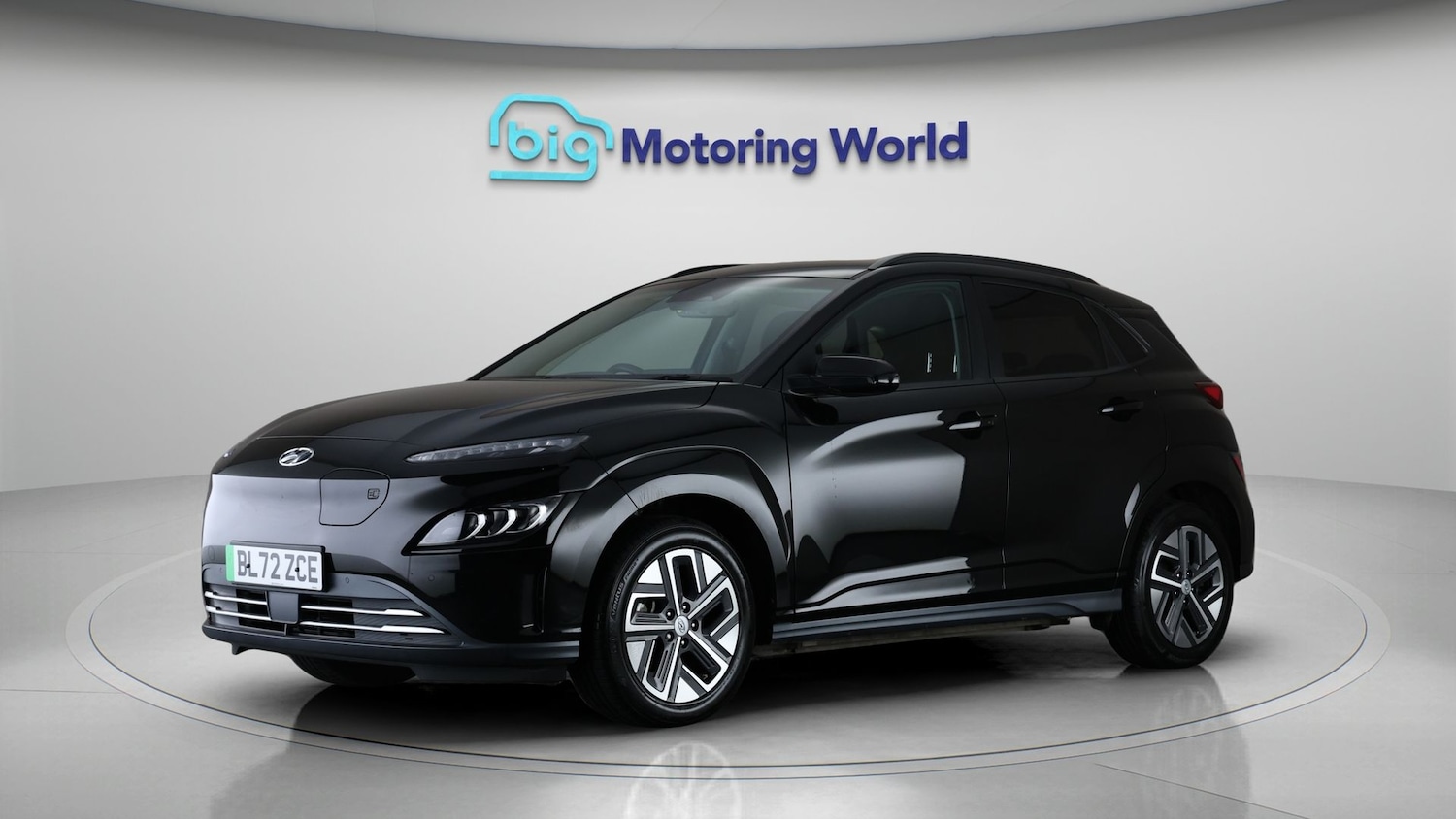 Used Hyundai KONA 2023 for sale - 77428321: Photo 3