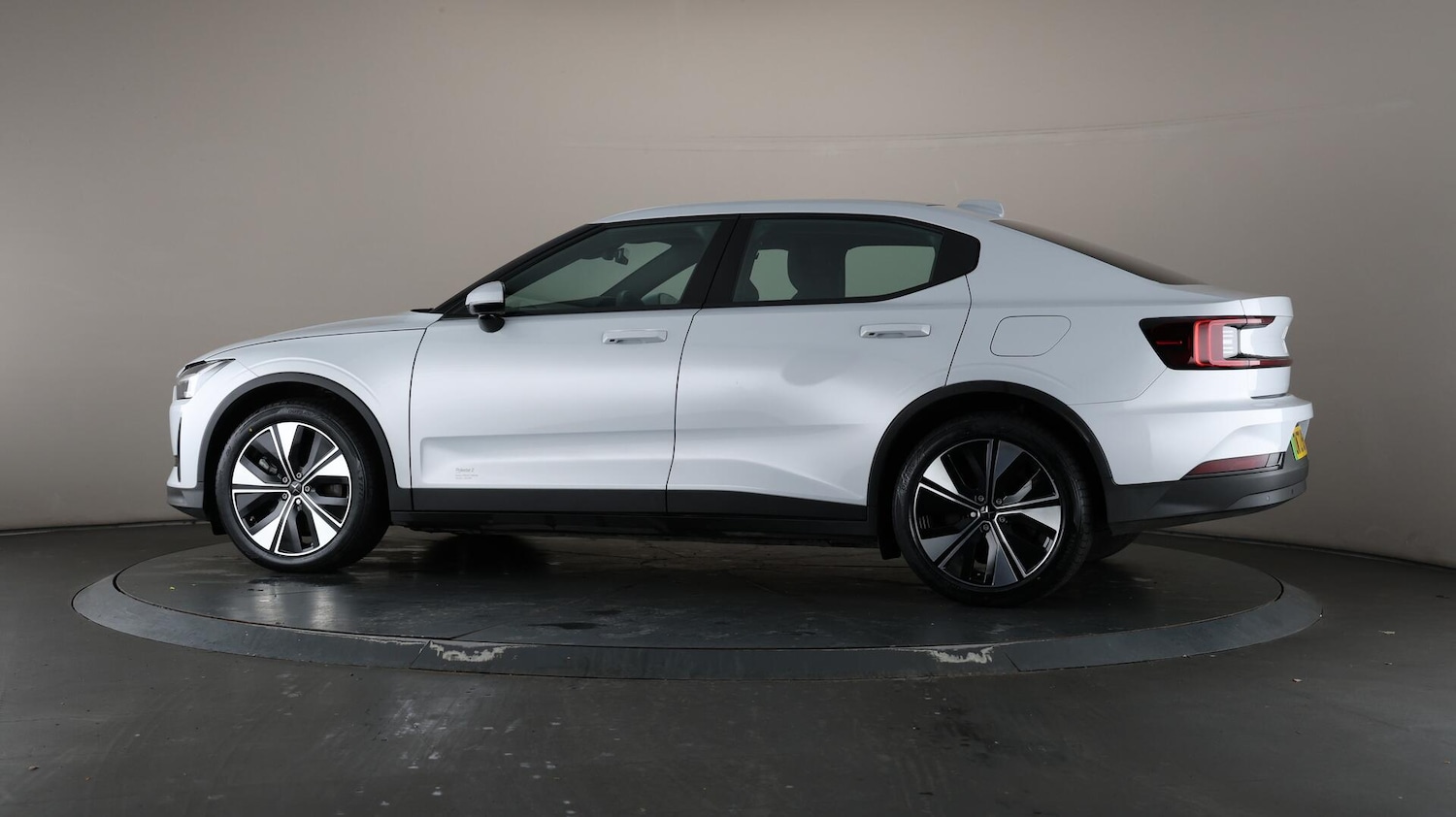 Used Polestar Polestar 2 2023 for sale - 76043010: Photo 76