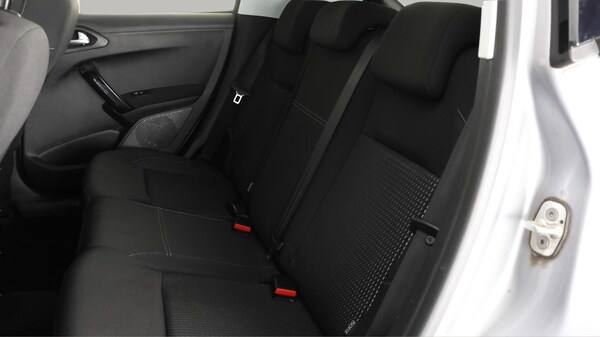 Used Peugeot 208 2019 for sale - 75540129: Photo 17