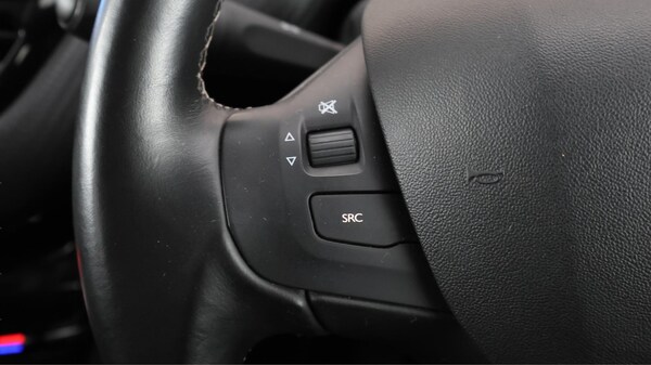 Used Peugeot 208 2019 for sale - 75540129: Photo 24