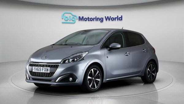 Used Peugeot 208 2019 for sale - 75540129: Photo 4