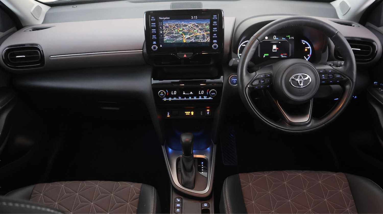 Used Toyota Yaris Cross 2024 for sale - 78055999: Photo 13