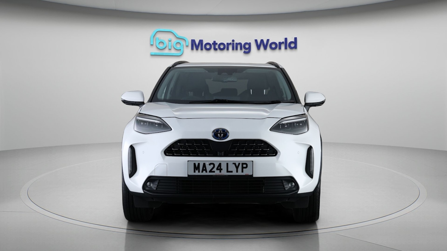 Used Toyota Yaris Cross 2024 for sale - 78055999: Photo 2