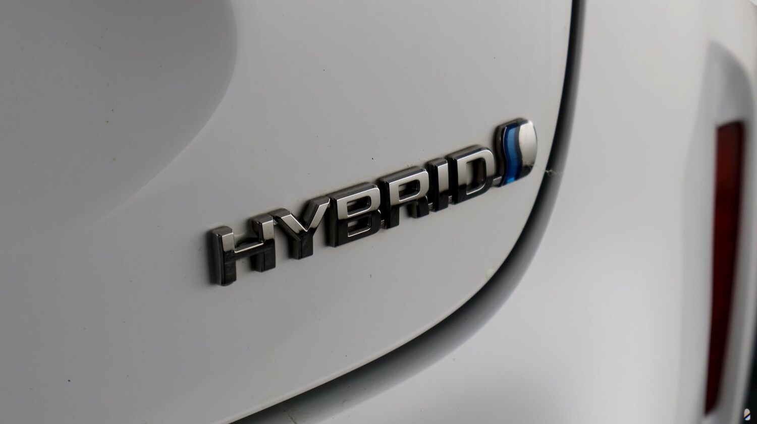 Used Toyota Yaris Cross 2024 for sale - 78055999: Photo 23