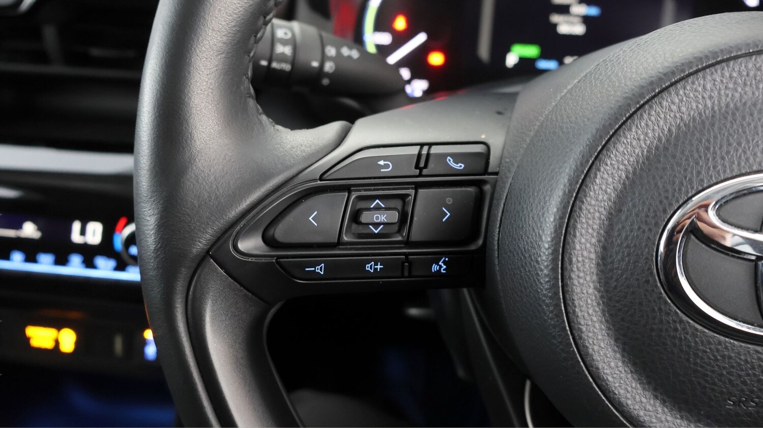 Used Toyota Yaris Cross 2024 for sale - 78055999: Photo 25