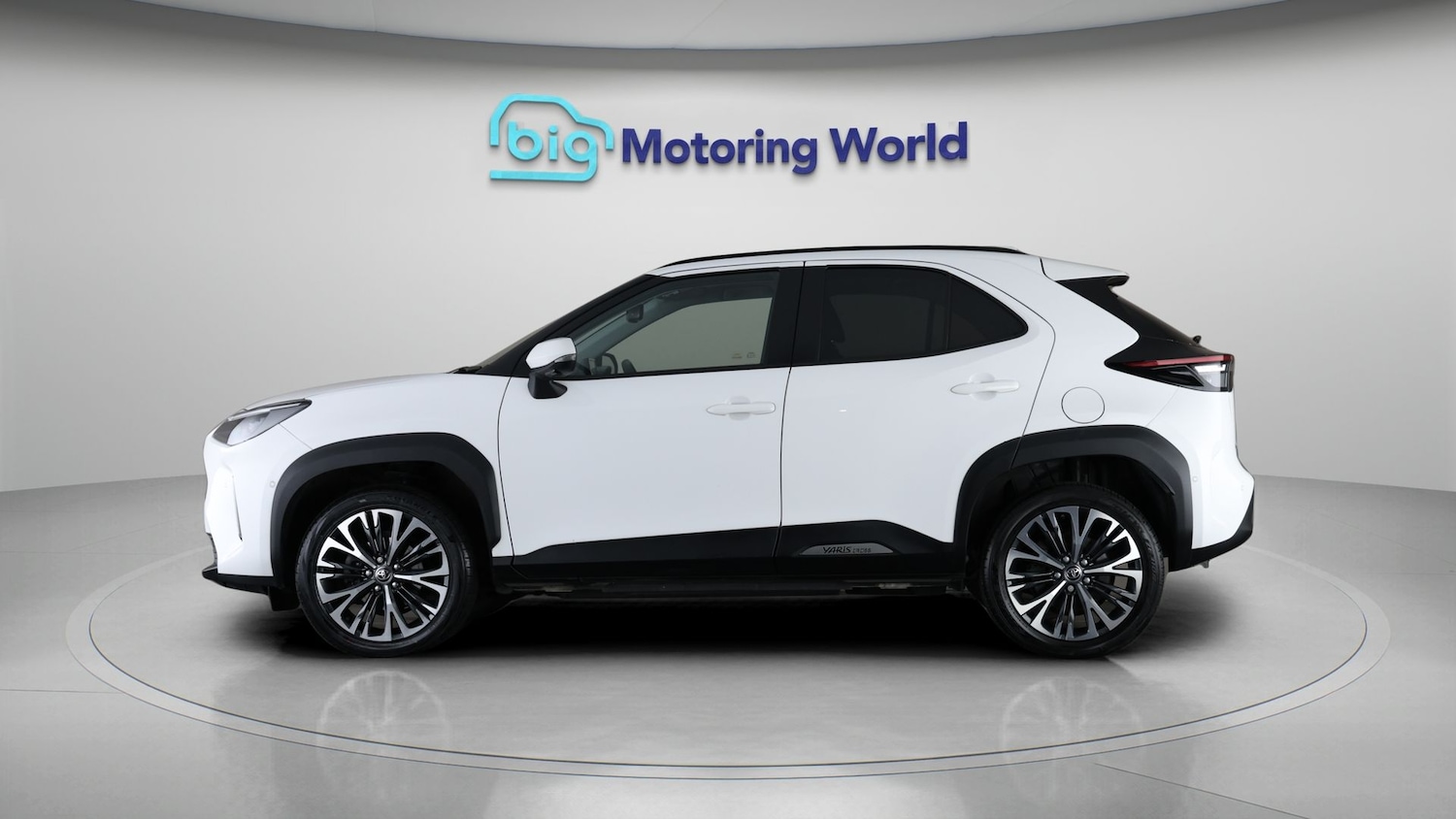 Used Toyota Yaris Cross 2024 for sale - 78055999: Photo 4