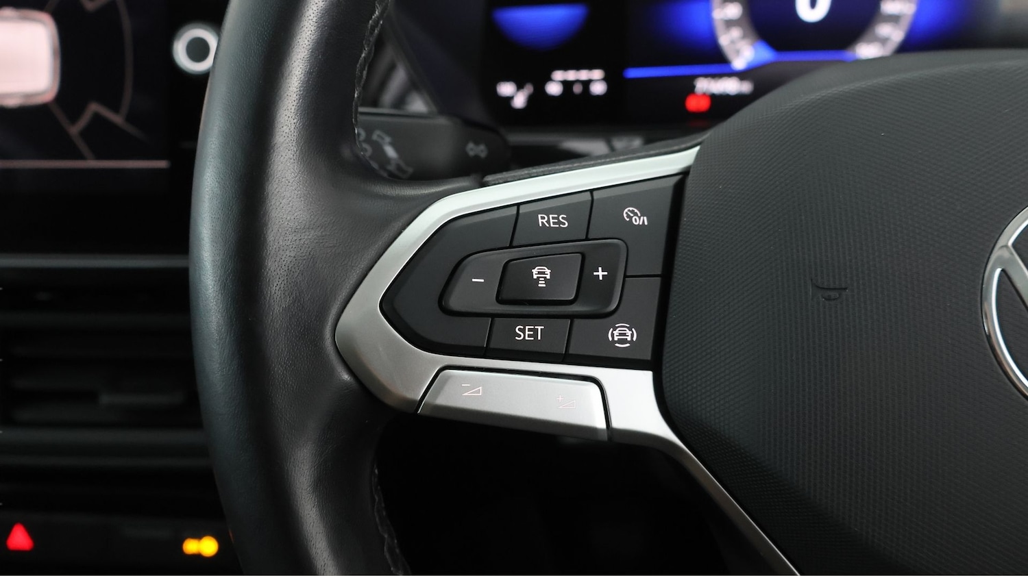 Used Volkswagen T-Cross 2023 for sale - 77934901: Photo 19