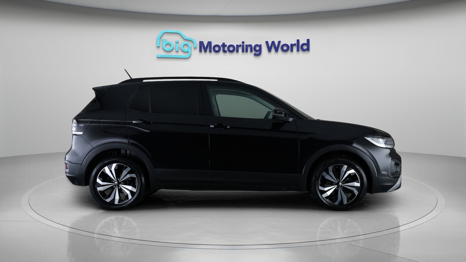 Used Volkswagen T-Cross 2023 for sale - 77934901: Photo 8