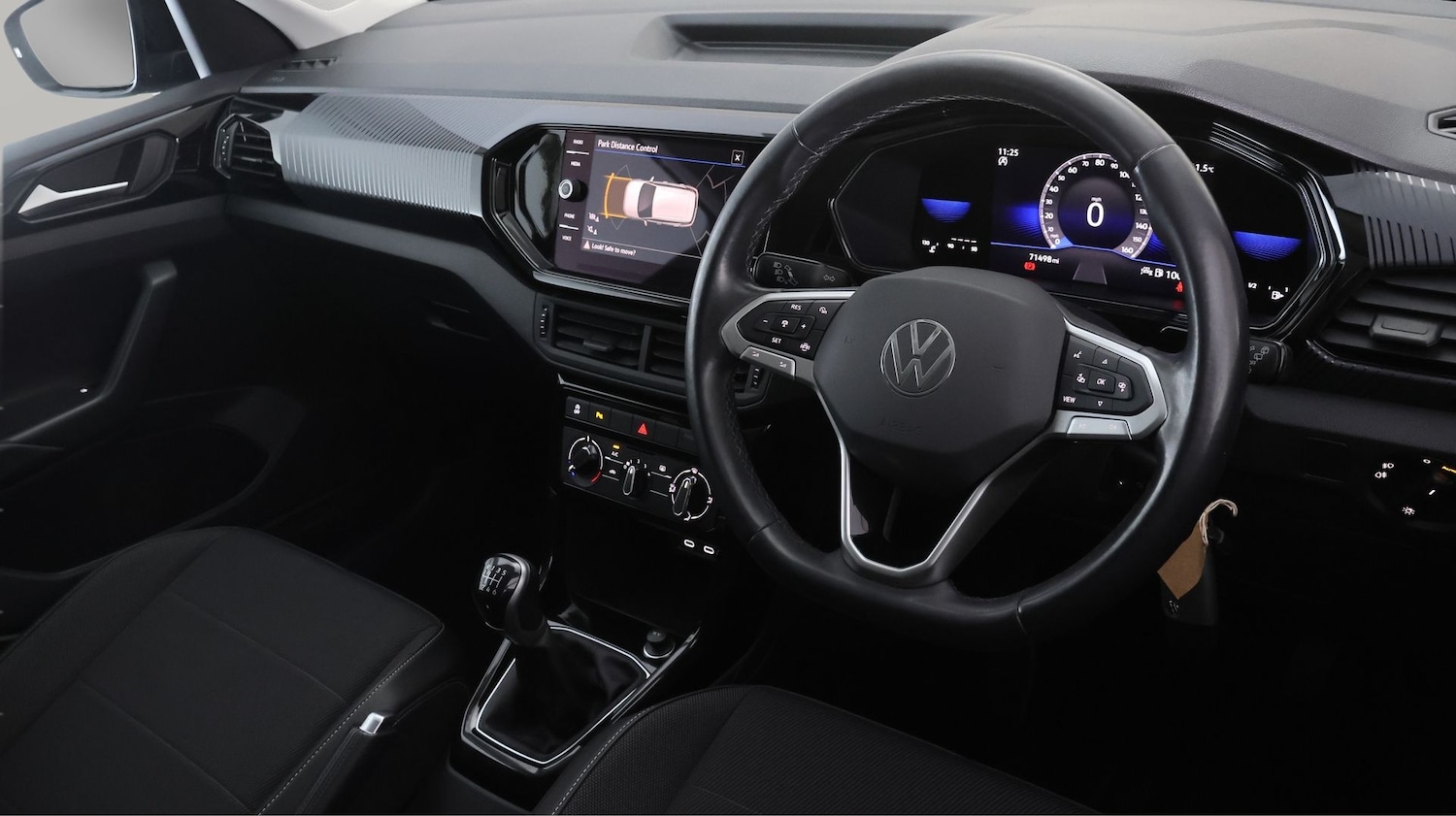 Used Volkswagen T-Cross 2023 for sale - 77934901: Photo 9