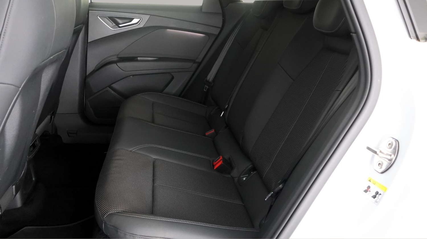 Used Audi Q4 e-tron 2023 for sale - 78112357: Photo 15